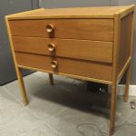 791 8453 CHEST OF DRAWERS